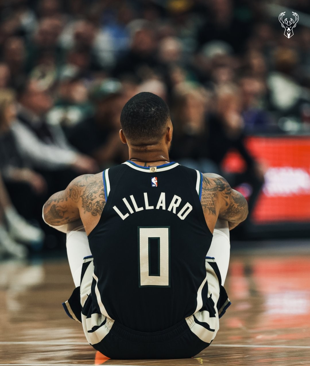 九游体育手机登录 字母哥新星重返赛场表现突出，中国队前途光明！