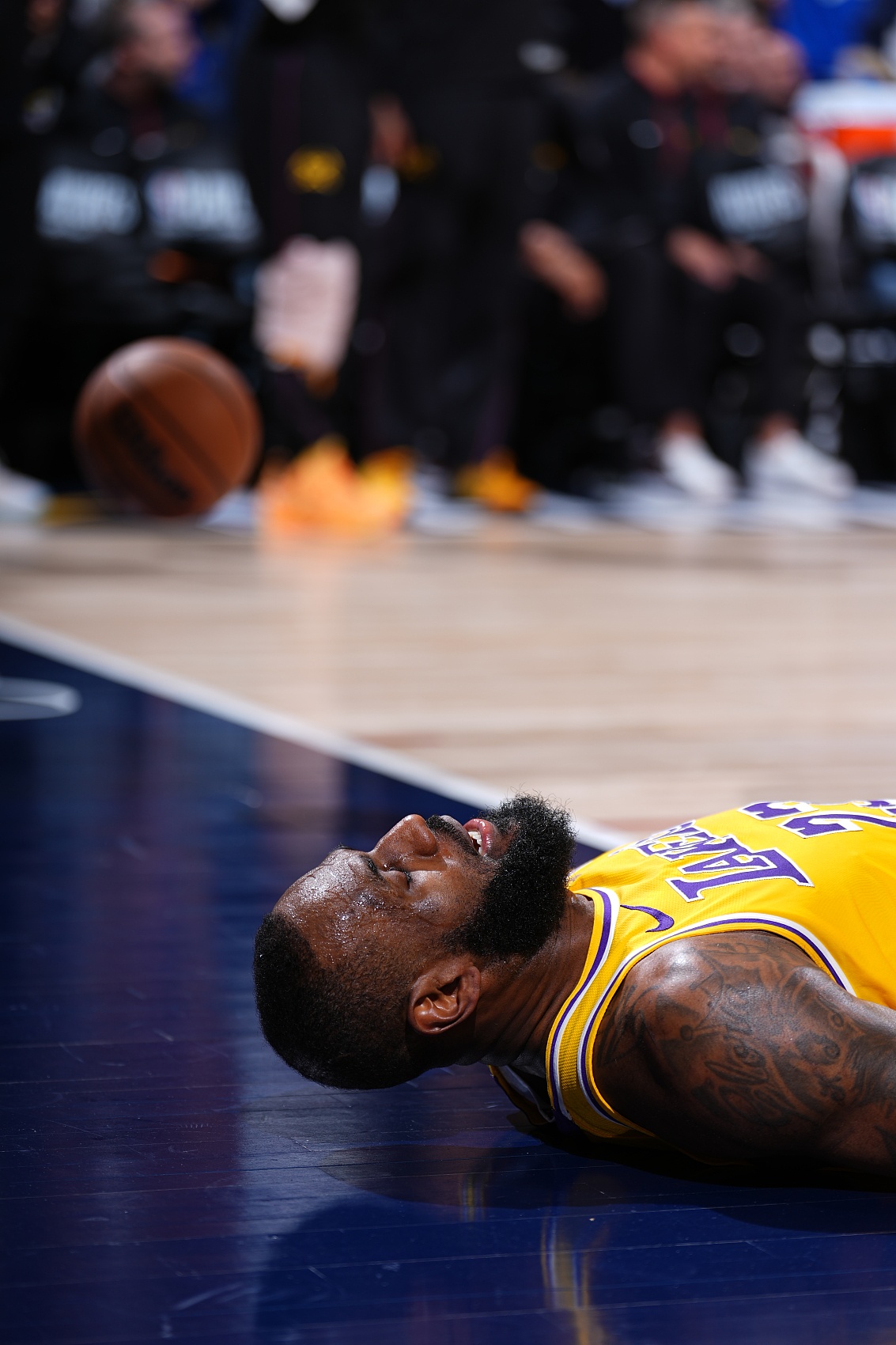 九游体育手机登录包含FPX不断突破！，浓眉哥连续五场比赛得分超过重返赛场再创辉煌时刻的词条