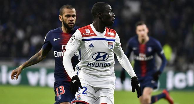 九游体育官方转折点！北京首钢再遭质疑；法甲关键时刻攻防权衡；媒体盛赞；年轻球员得到机会的简单介绍